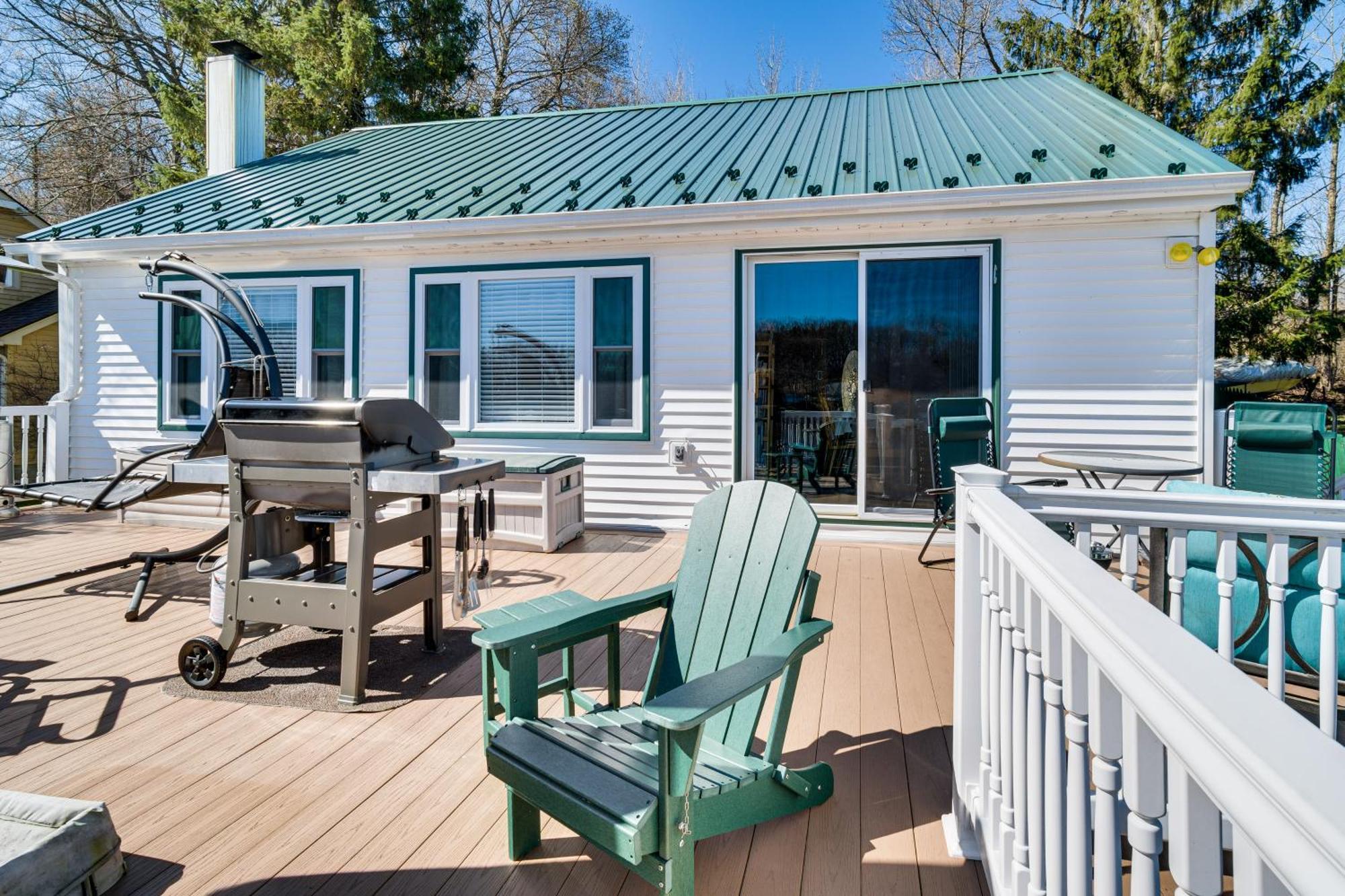 Waterfront Wolcott Vacation Rental With Deck And Views Exterior photo