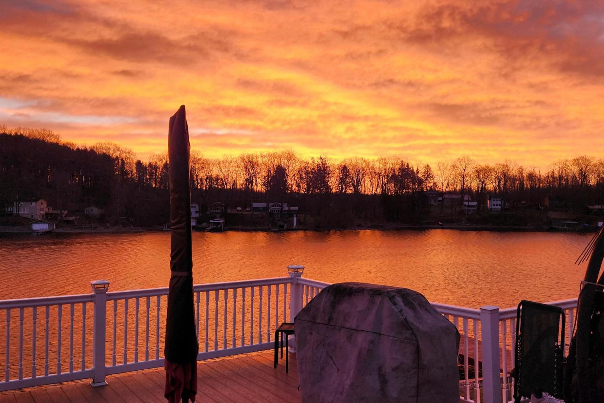 Waterfront Wolcott Vacation Rental With Deck And Views Exterior photo