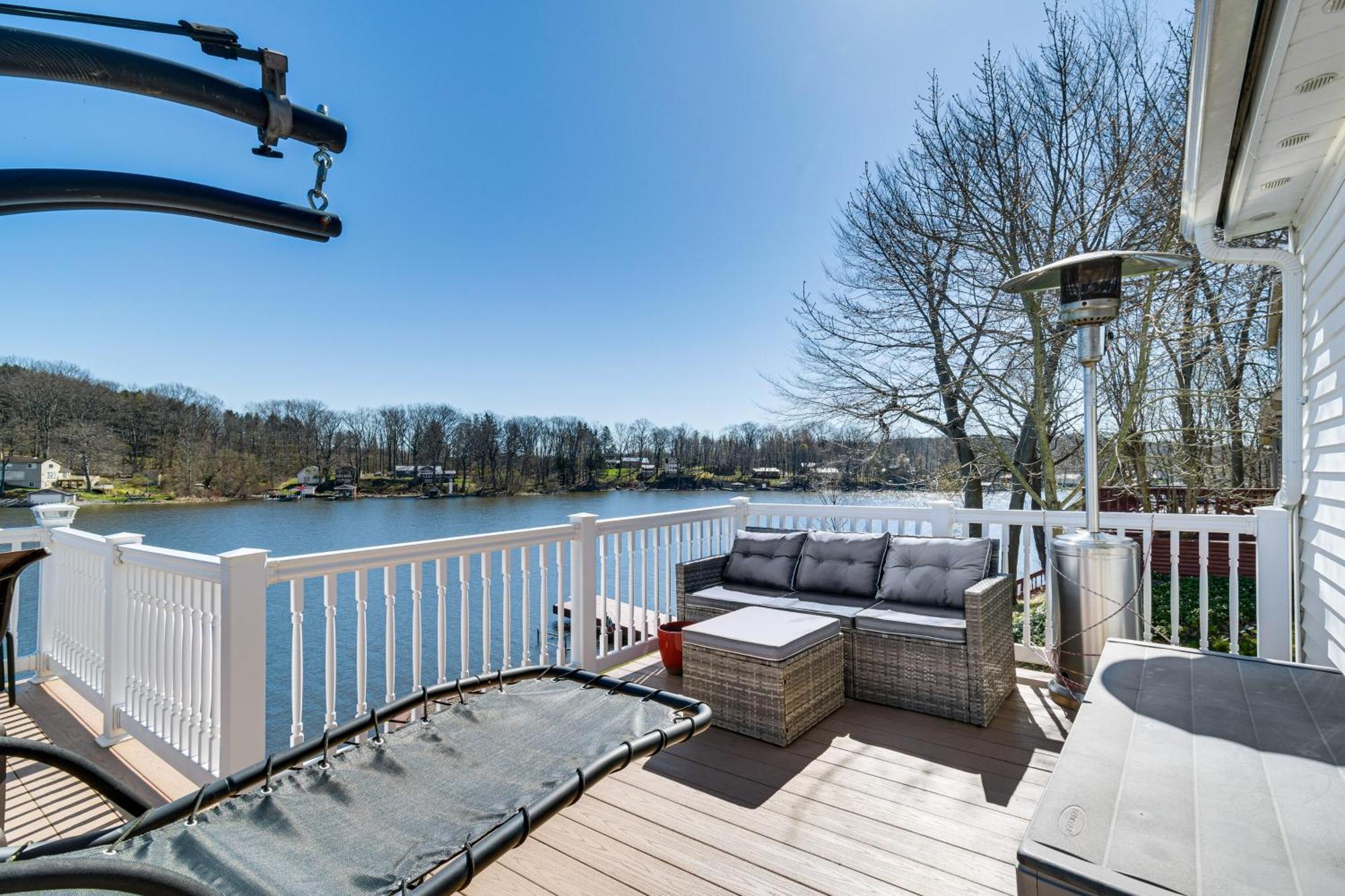 Waterfront Wolcott Vacation Rental With Deck And Views Exterior photo