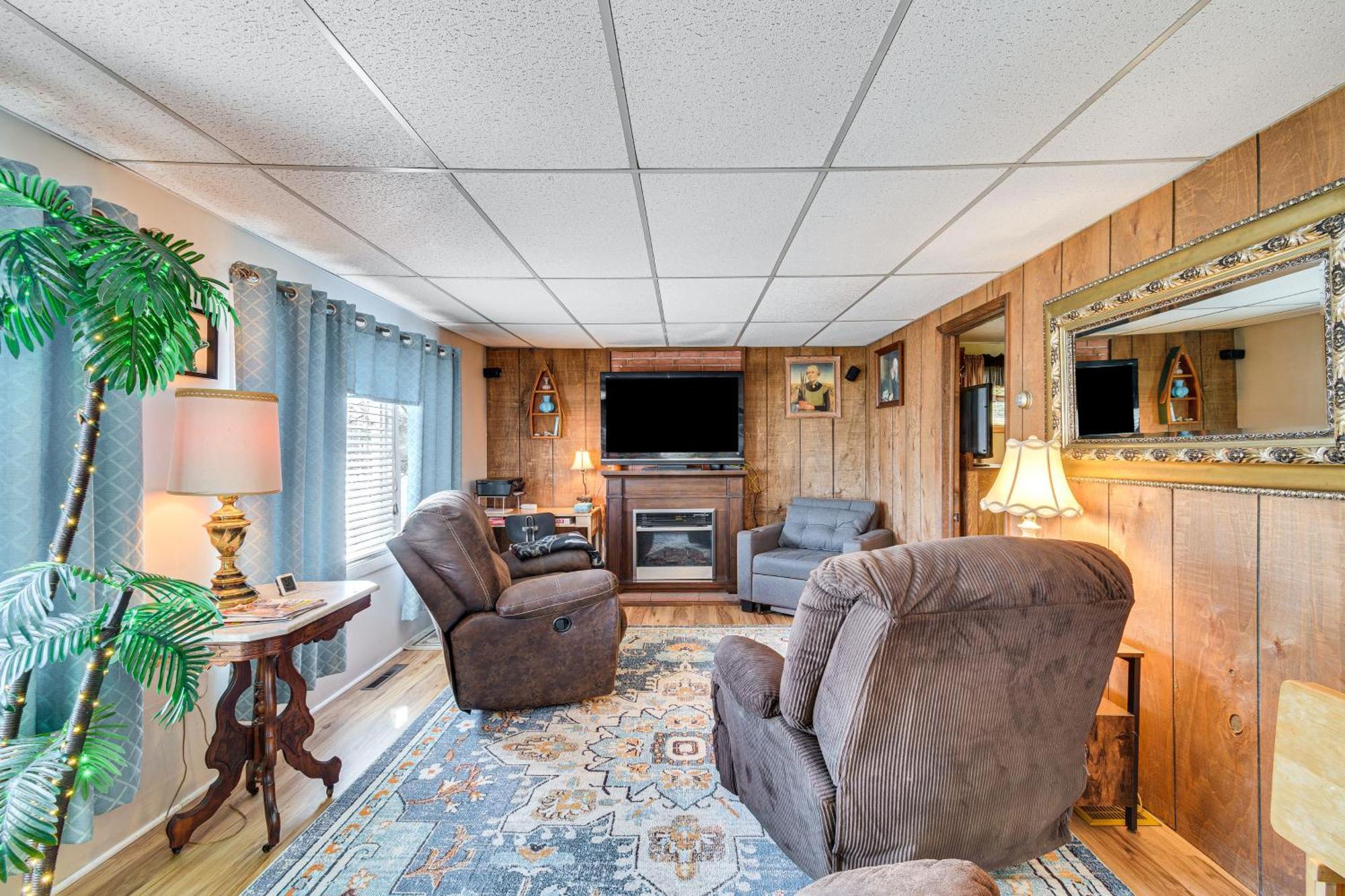 Waterfront Wolcott Vacation Rental With Deck And Views Exterior photo